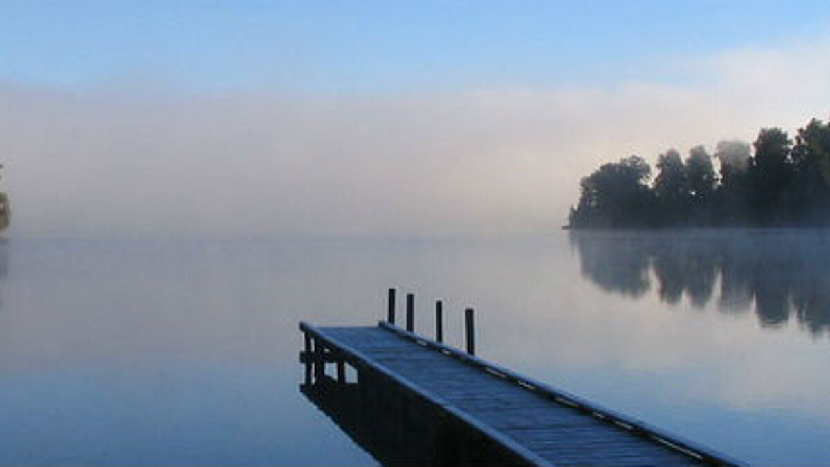 Vollkommene Ruhe: der Lake Mapourika Neuseeland