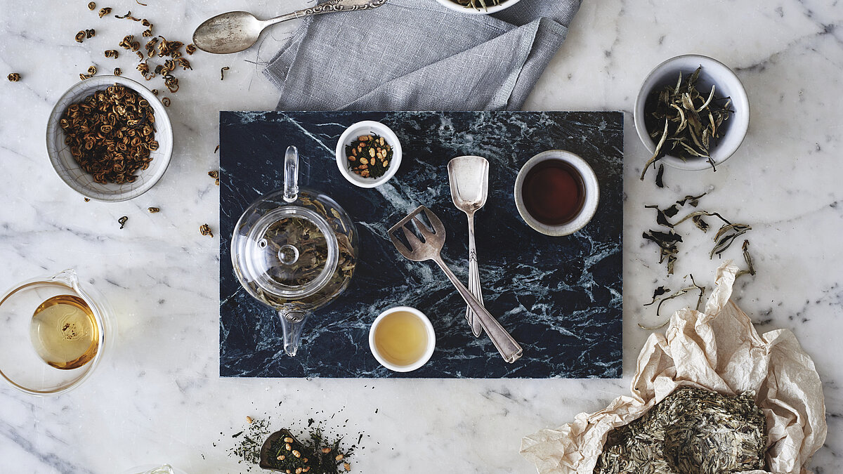 Snails Table | © Tea-Addicts